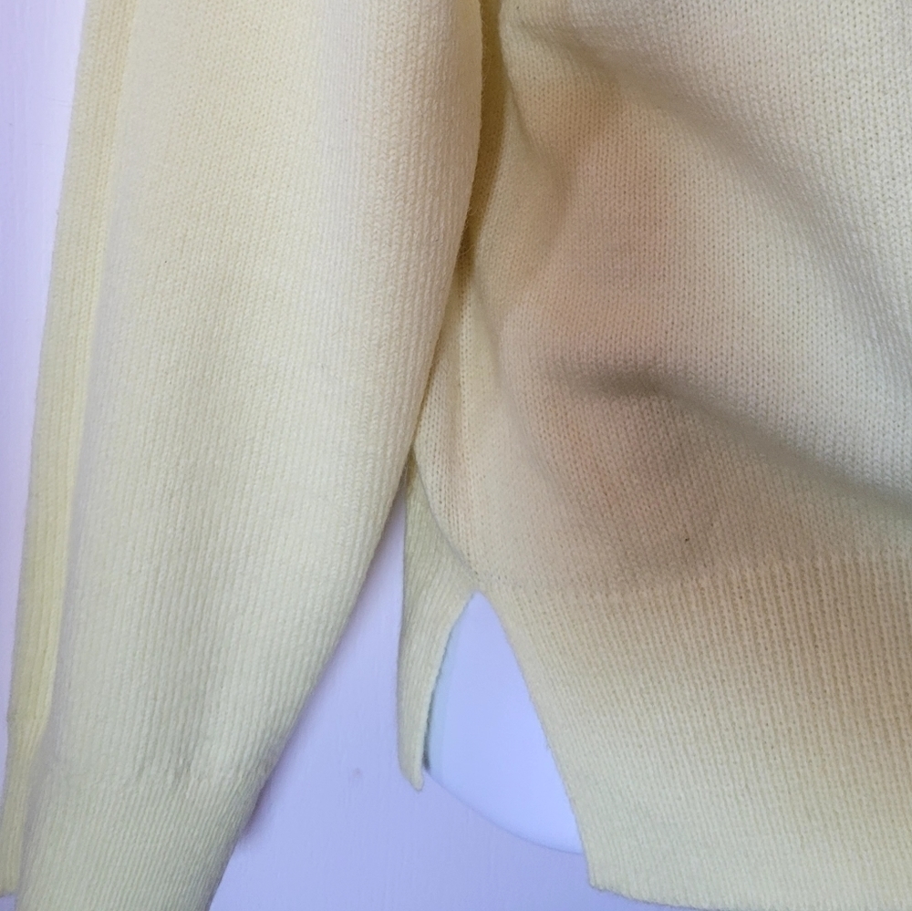 Banana Republic Crewneck Sweater Yellow Size Large - Picture 5 of 5